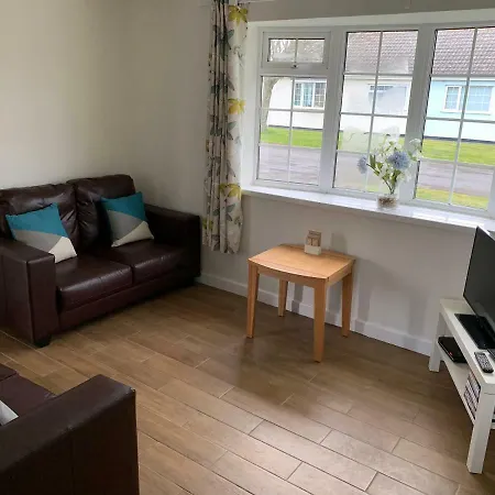 24 Gower Holiday Village-2