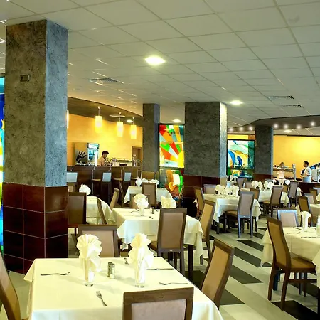Hotel Glarus Beach-2