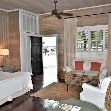 Simonton Court Historic Inn & Cottages-3