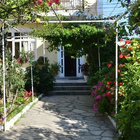 Niki Hotel-3