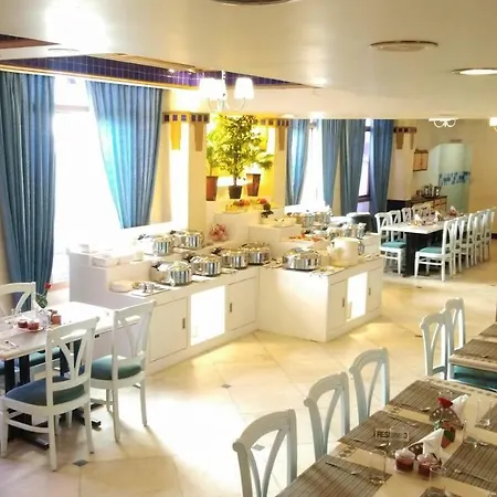 Royal Fort Hotel-3