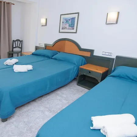 Hostal Rosalia-3