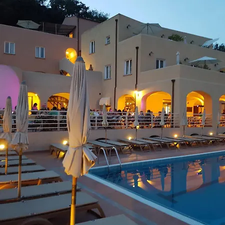Il Villaggio Di Giuele-2
