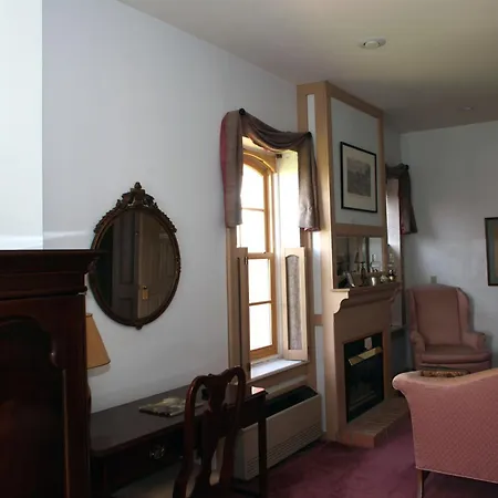 Oak Valley Inn And Suites-3