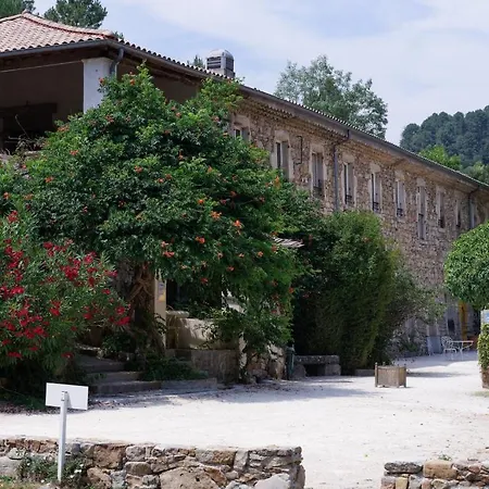 Logis Hotel Restaurant Le Domaine De L'Eau Vive-3
