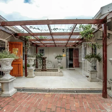 Chartwell Guest House-2