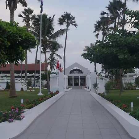Sunbeach Hotel & Resort-2