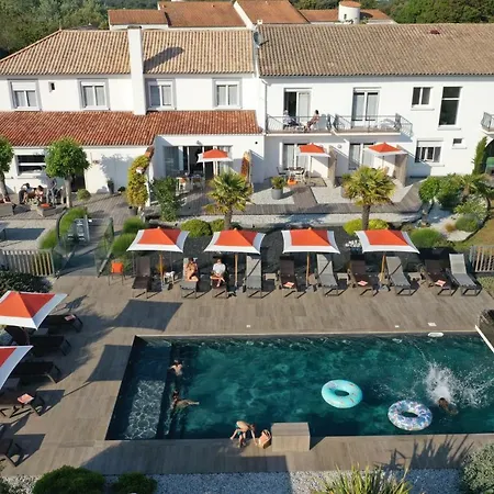 Hotel Le Vert Bois-2