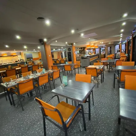 Hotel De La Plage-2