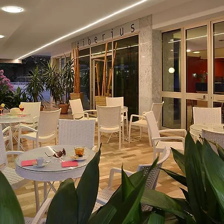 Hotel Tiberius-2