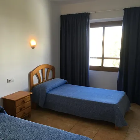 Hostal Residencia Nicolau-2
