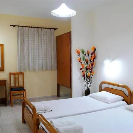 Nikos 2 Studios & Apartments-3