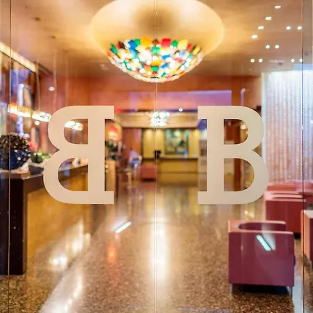 Base Hotel-2