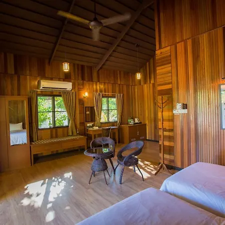 Pom Pom Island Resort-2