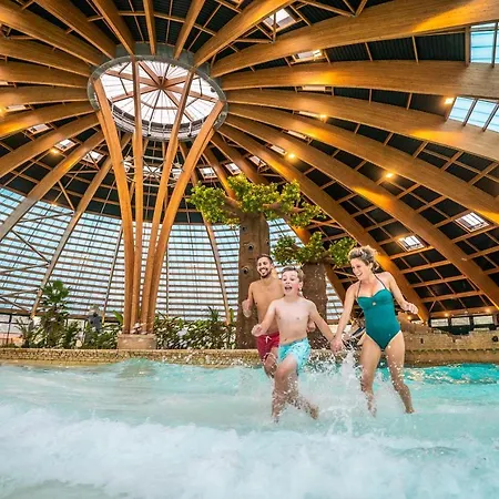 Les Ormes Domaine Et Resort-3