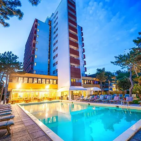 Hotel American-2