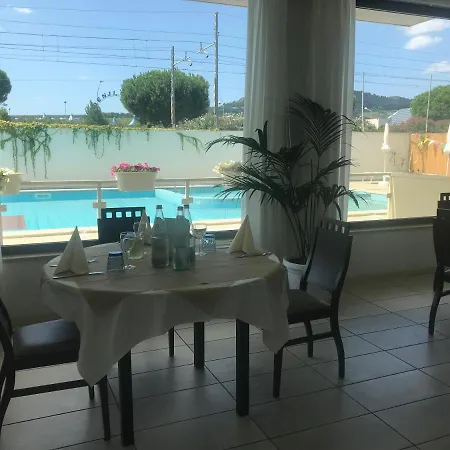 Hotel Royal-2