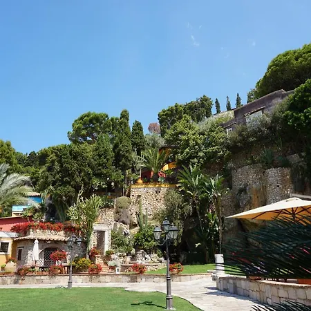 Aeneas' Landing Resort-3