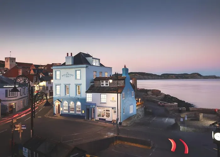 Rock Point Inn