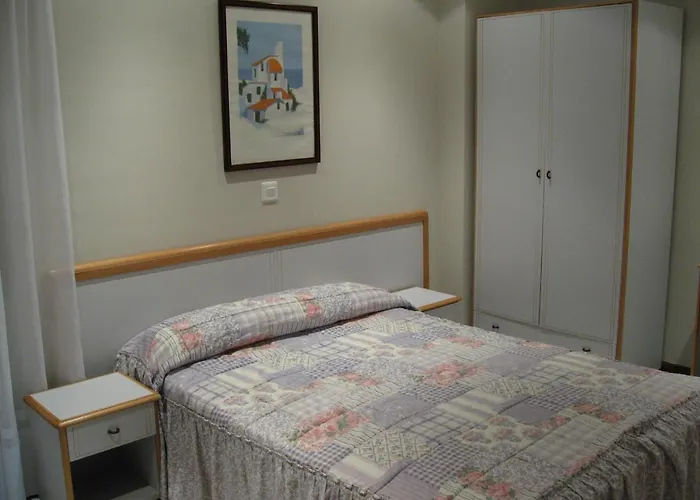 Apartamentos Elena Laredo