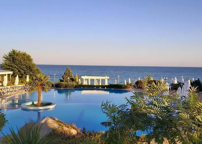 Sineva Beach