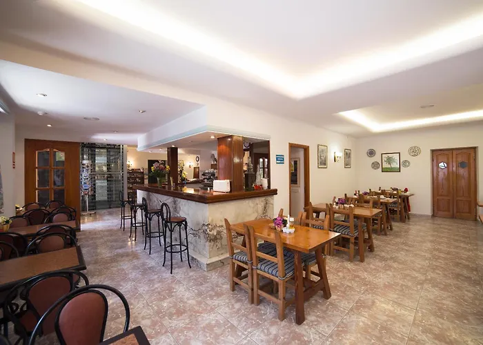 Hostal Sa Rota
