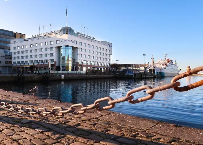 Elite Marina Plaza