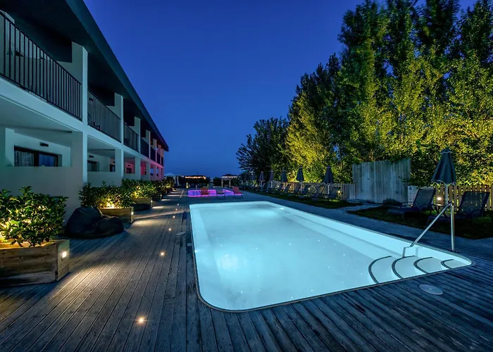 Hotel Aqua Bay Plános