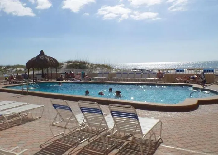 Holiday Villas III #311 Pool Close From 8Am-4Pm Until May Monday-Friday Clearwater Beach
