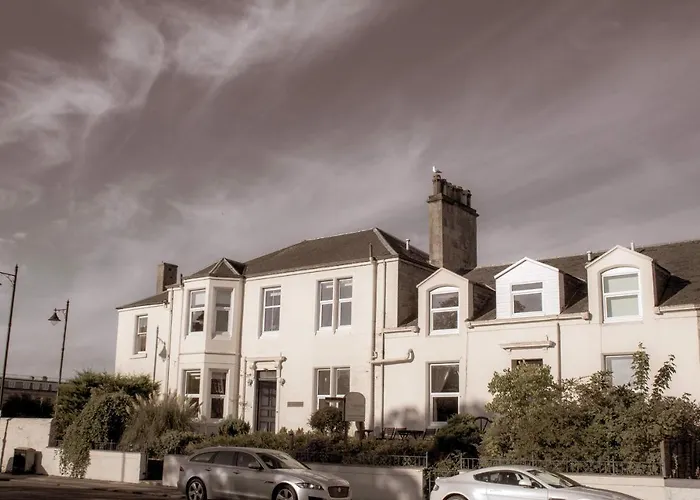 The Arrandale Hotel