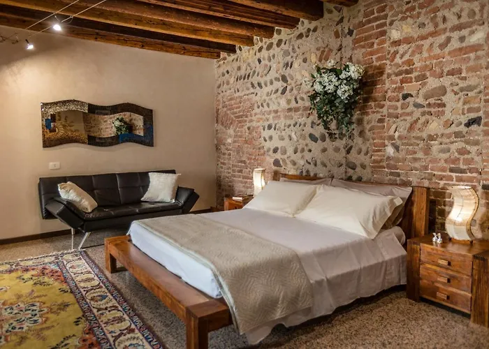 La Bella Verona Ugolini
