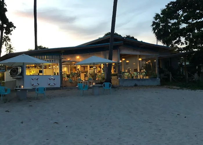 Le Petit Saint Tropez Beach Resort Khanom
