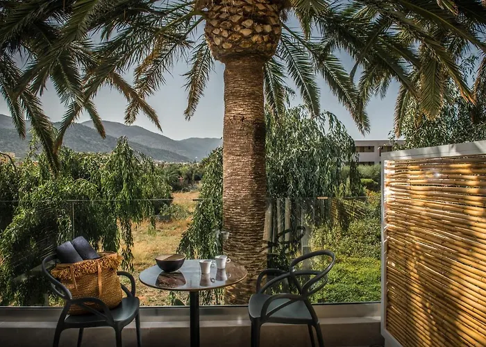 Drossia Palms Hotel And Nisos Beach Suites Malia