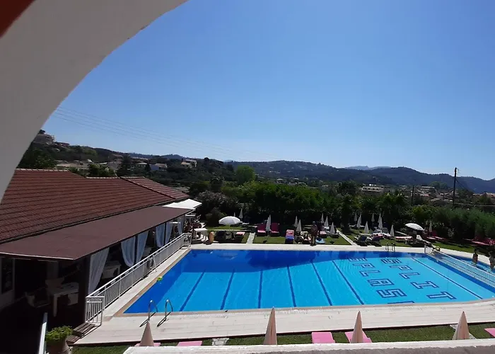 Eleni Apartments