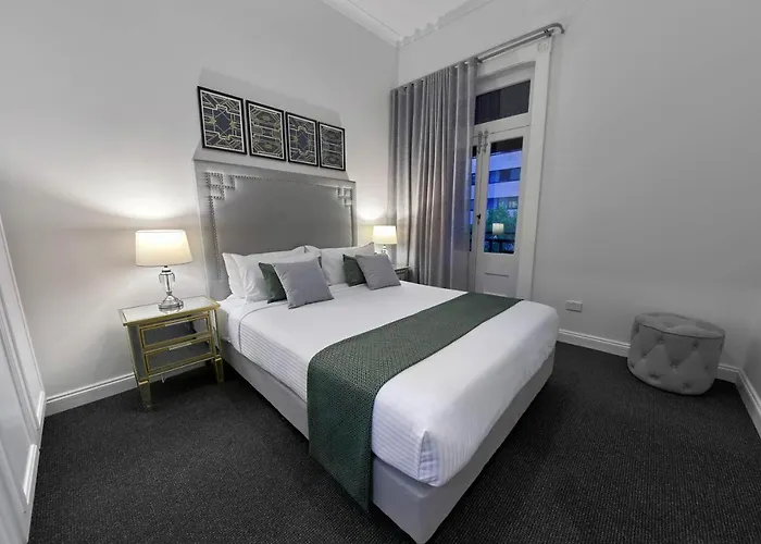 Adelaide Mansions Serviced Apartments
