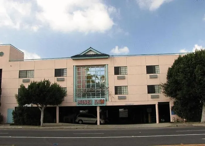 Nisei Inn