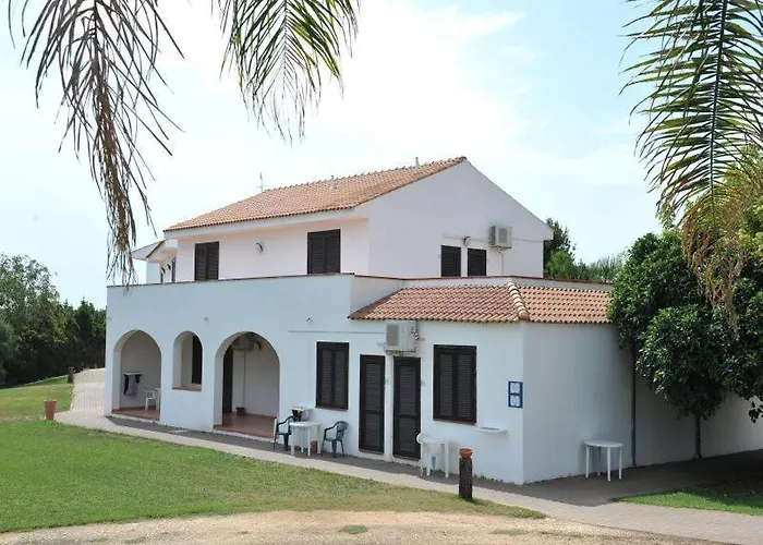Hotel Club Santa Sabina Torre Santa Sabina