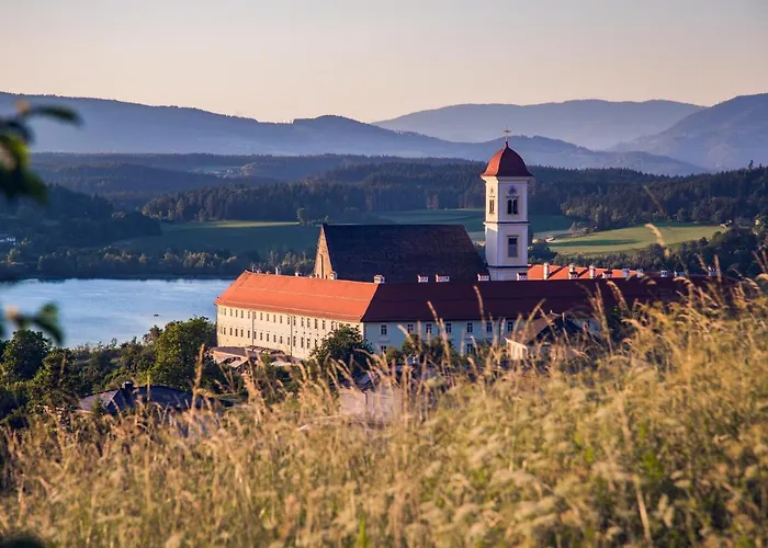 Stift St. Georgen Am Längsee