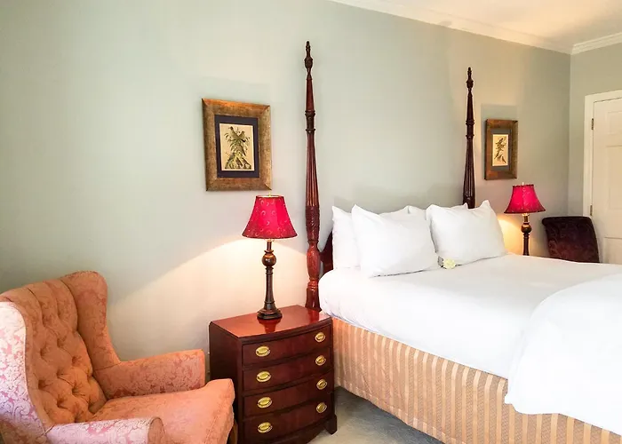 Copper Beech Inn