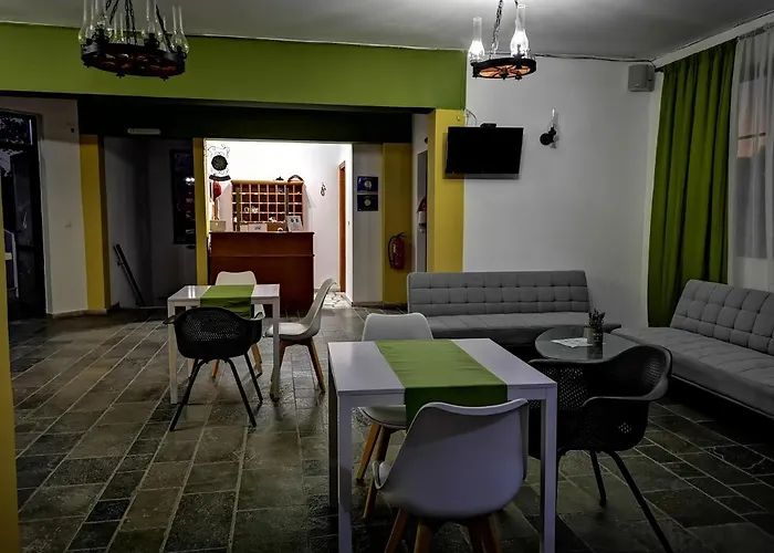 Aparthotel Ilios And Irene Mastichari 