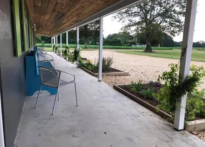 The Quarters At Pier450 Motel Lexington Park
