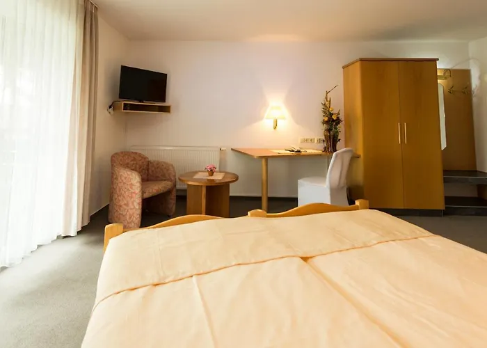 Hotel und Restaurant Karpfenschänke Schenkendobern