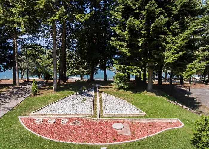 Hotel Tourist - Metropol Lake Resort Lagadin