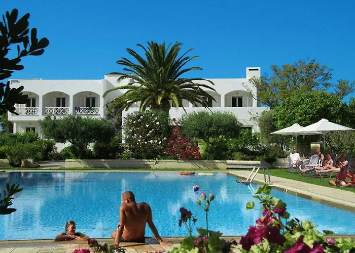 Mantenia Hotel Platanes 
