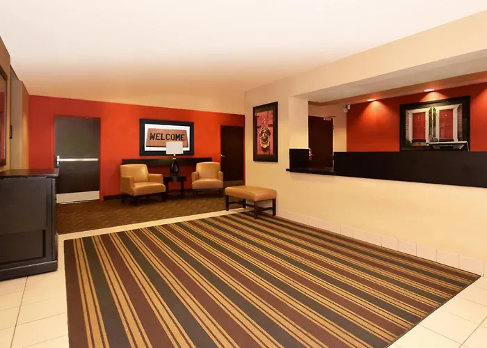 Extended Stay America Select Suites - Milwaukee -