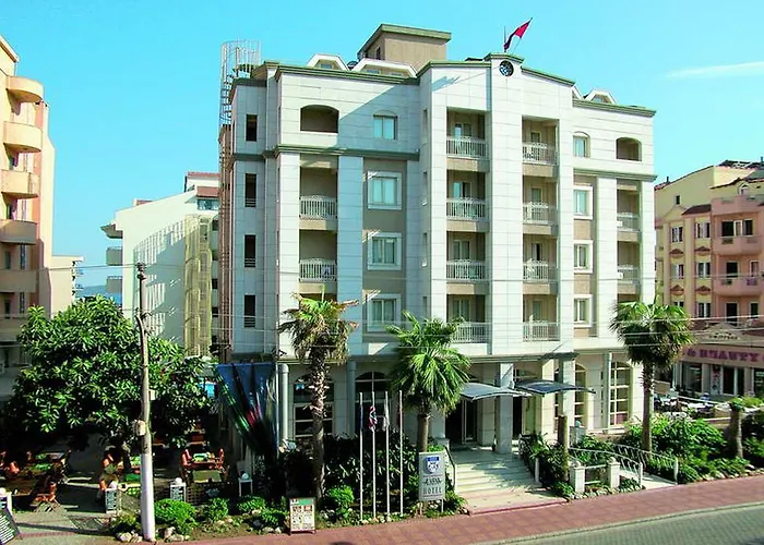 Almena Hotel