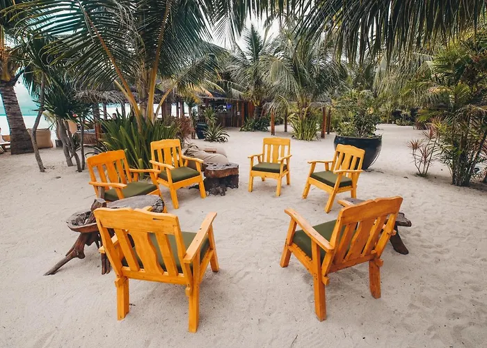 Amihan Beach Cabanas Santa Fe 