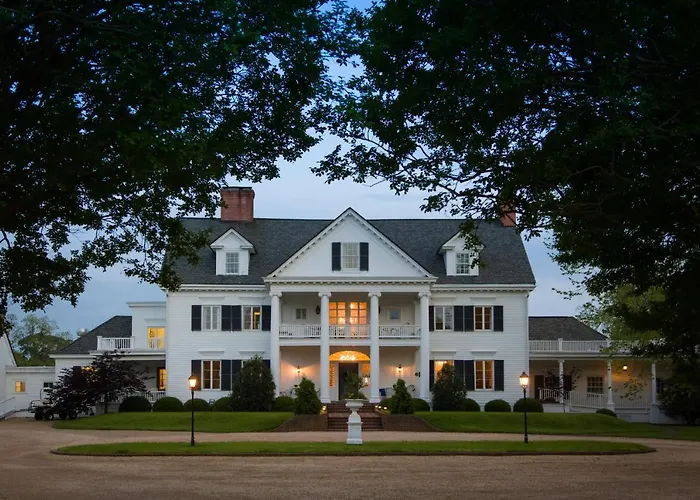Inn At Warner Hall