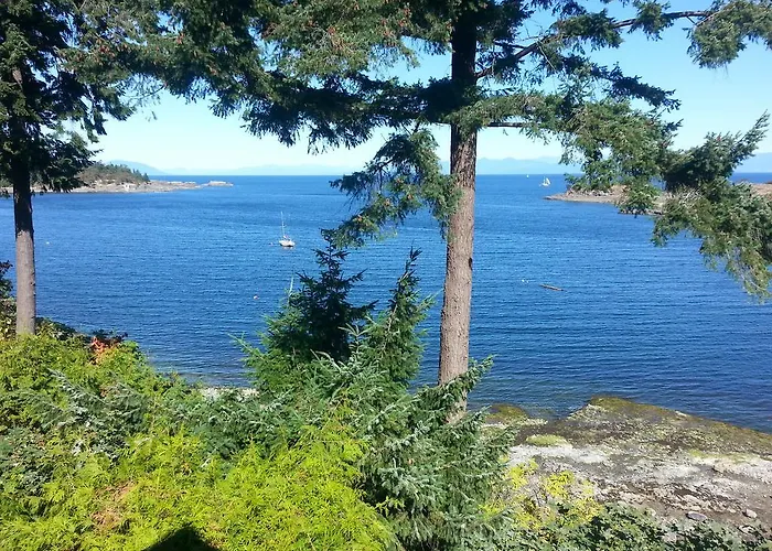 Hammond Bay Oceanside Guesthouse Nanaimo