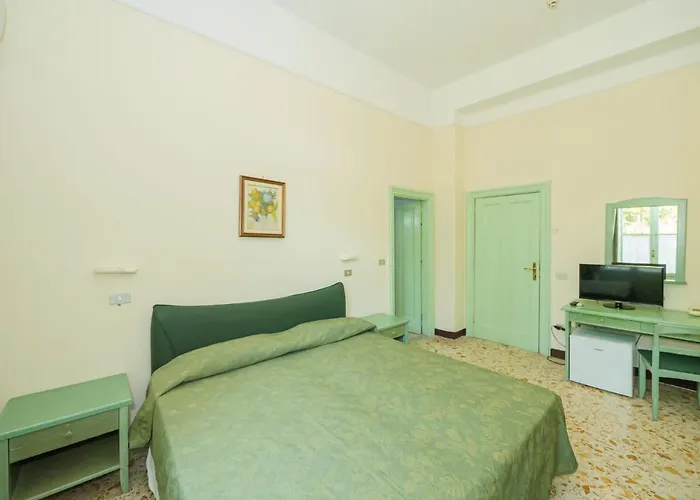 Hotel Delle Palme SantʼAgata sui Due Golfi
